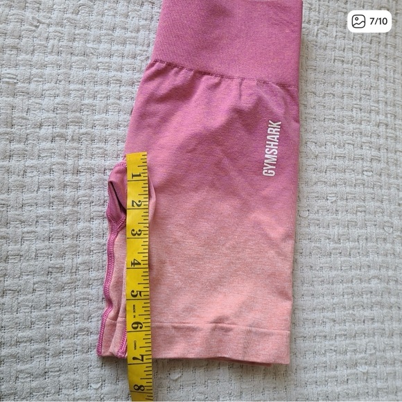 Gymshark ombré pink shorts - Picture 7 of 10